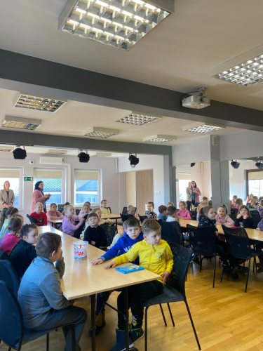 232ab1dc-a53f-42b3-93a7-f1a31c69b45c