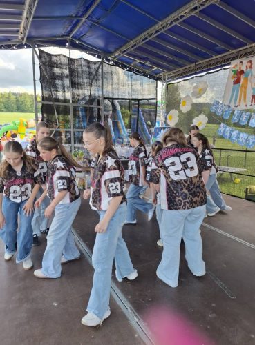 504104801_1012086111077097_1093871125975932985_n