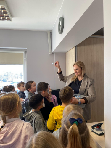 a87335c2-3732-4618-a78a-ac255d7f1a10