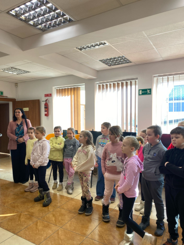 d7733f26-57a4-4798-a692-c3a713ce2804